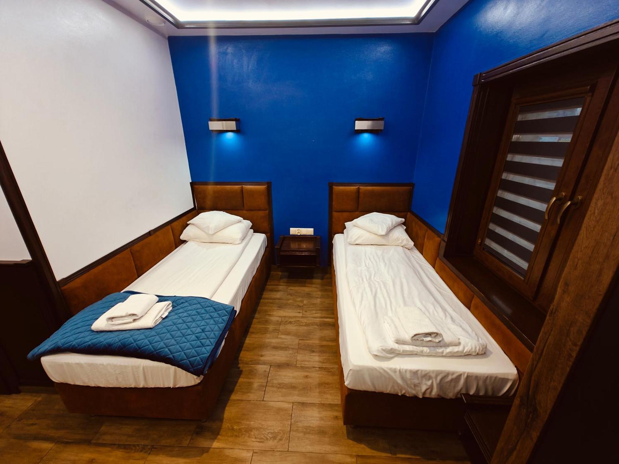 Tawerna Sandomierz Bed & Breakfast Phòng bức ảnh